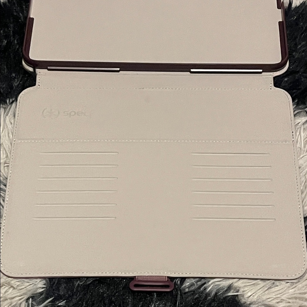 Speck Balance Folio Case for iPad 10th Generation - Picture 5 of 6